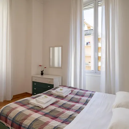 Apartment Guesthost - Center Of X6 *