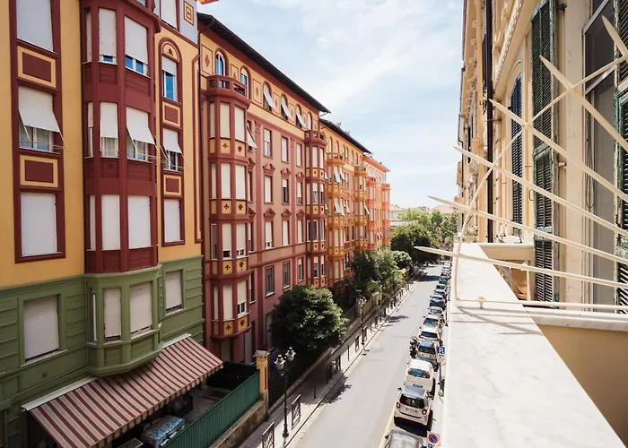 Guesthost - Center Of X6 Apartment Sanremo