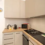 Guesthost - Center Of X6 Appartement *
