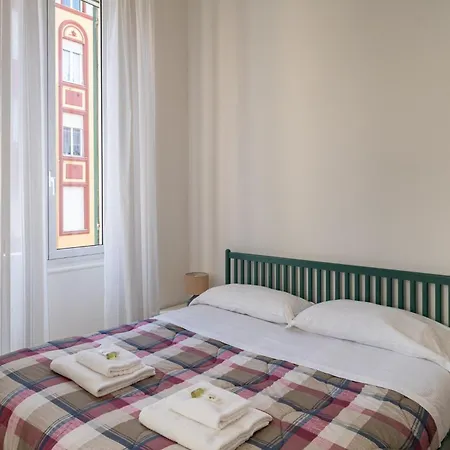 Guesthost - Center Of X6