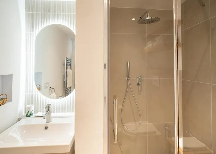 Guesthost - Center Of X6 سانريمو