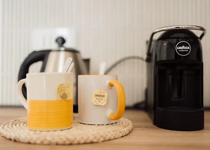 Guesthost - Center Of X6 Апартаменты